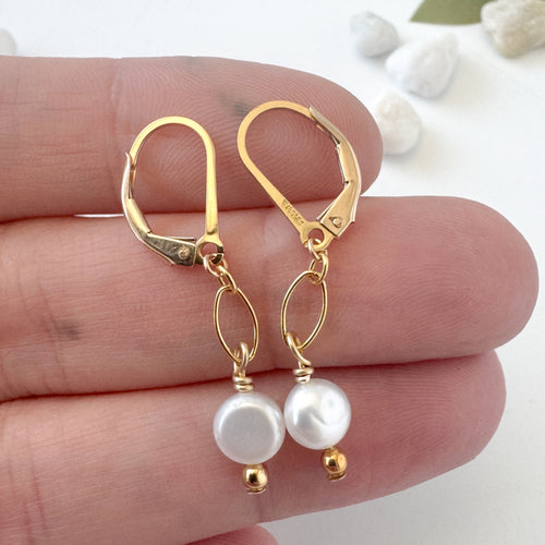Freshwater pearl gold dangle drop Earrings
